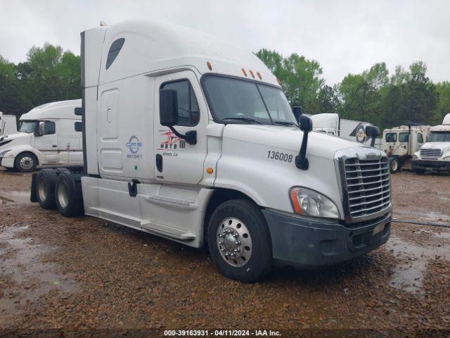  Salvage Freightliner Cascadia 125