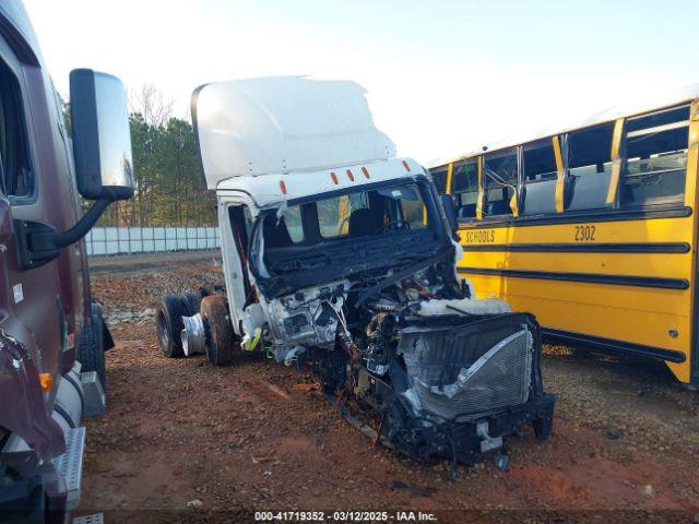  Salvage Freightliner New Cascadia 126