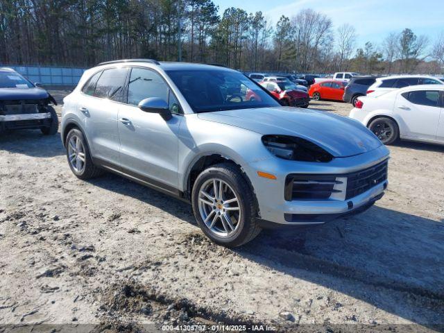  Salvage Porsche Cayenne