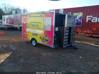  Salvage Fud Trailers Food Trailer