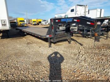  Salvage Max Built Trailers 40  Gooseneck Trailer