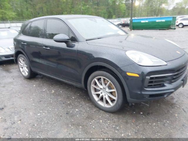  Salvage Porsche Cayenne