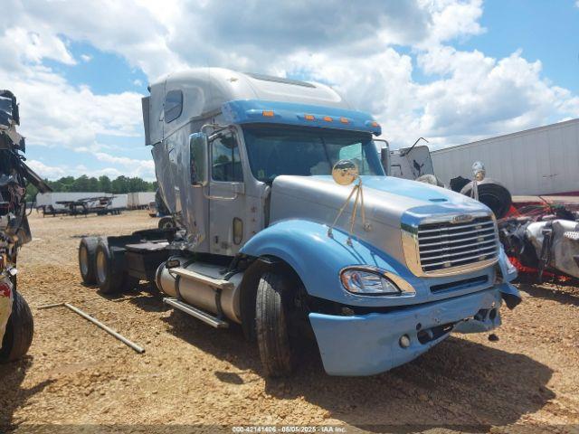 Salvage Freightliner Columbia