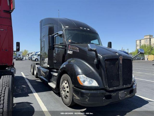 Salvage Kenworth T680