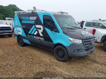  Salvage Mercedes-Benz Sprinter 2500
