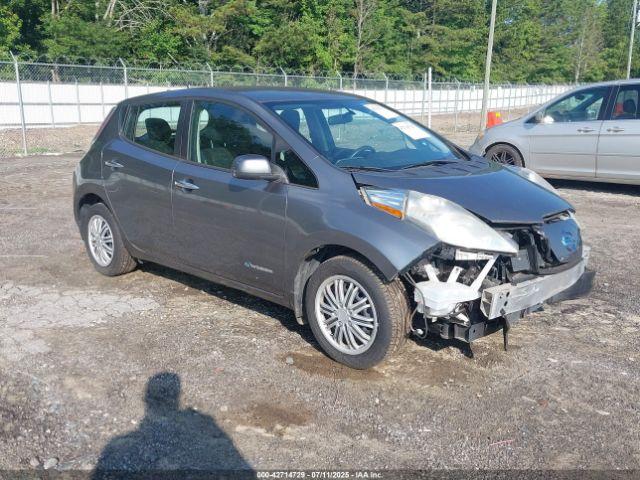  Salvage Nissan LEAF