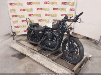  Salvage Harley-Davidson Xl883