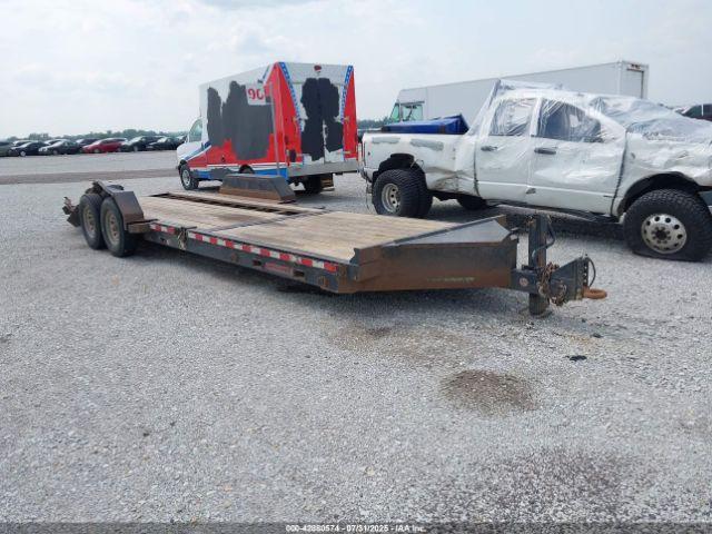 Salvage Midsota Tilt Trailer