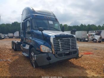  Salvage Freightliner Cascadia 125