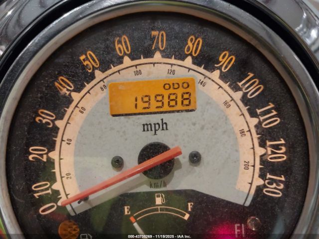 Kawasaki Vn900 B Image 11