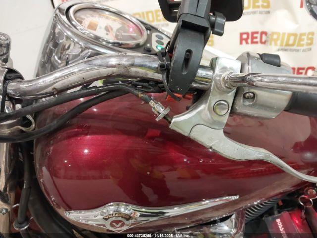 Kawasaki Vn900 B Image 17