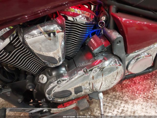 Kawasaki Vn900 B Image 2