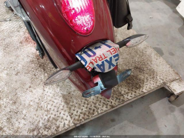 Kawasaki Vn900 B Image 5