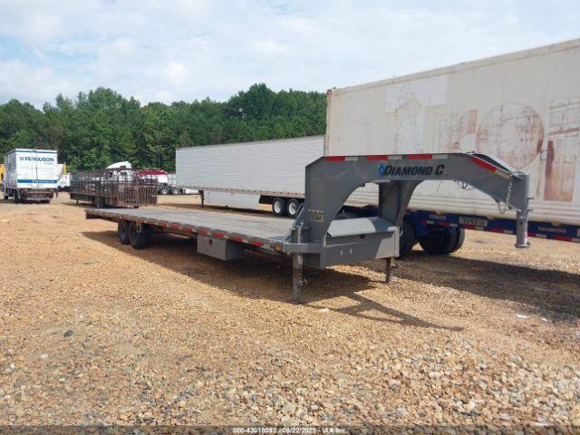  Salvage Roadclipper Gooseneck Utility Trailer