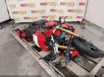  Salvage Ducati Panigale