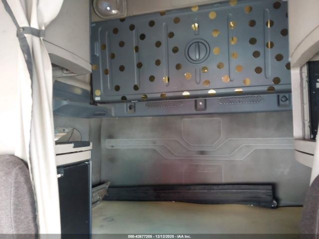 Freightliner Cascadia 125 Image 2