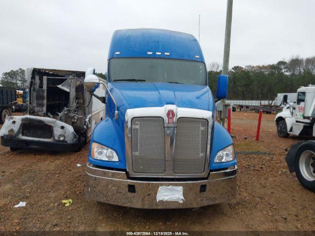 Kenworth Construction T700 Image 5