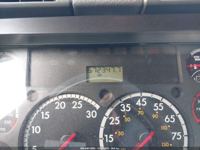 Freightliner Cascadia 125 Image 3