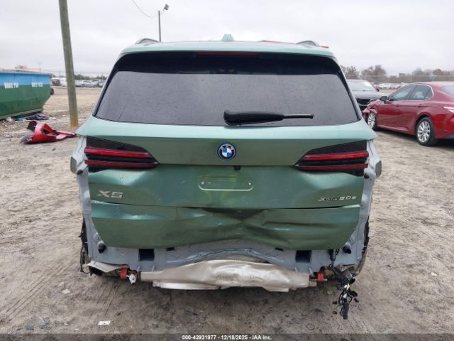 BMW X Series Xdrive50e Image 14